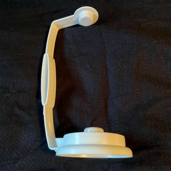 2/$25 Starplast White Plastic Paper Towel Holder - Picture 4 of 10